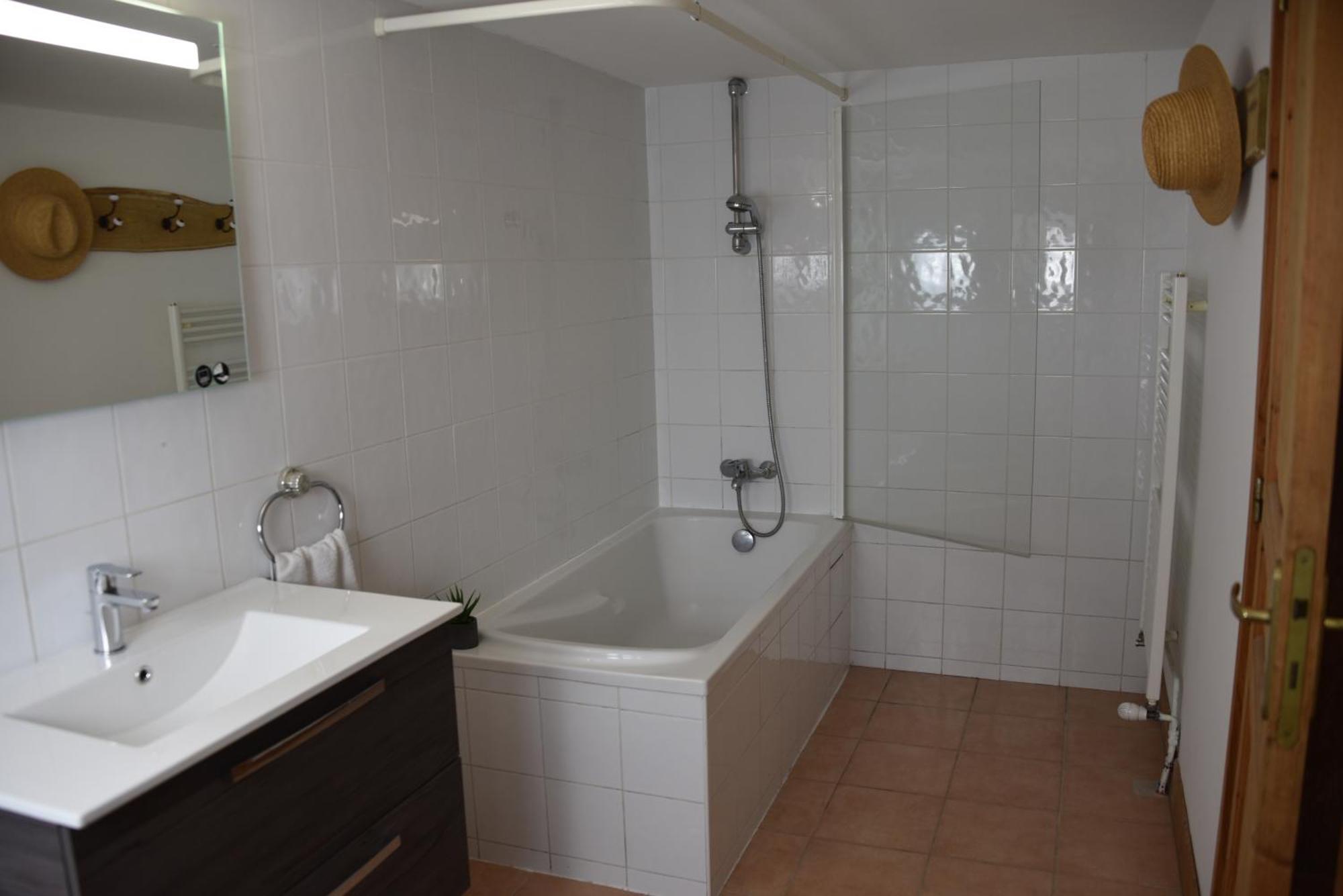 Les Collines Du Quercy Blanc Villa Castelnau-Montratier Room photo