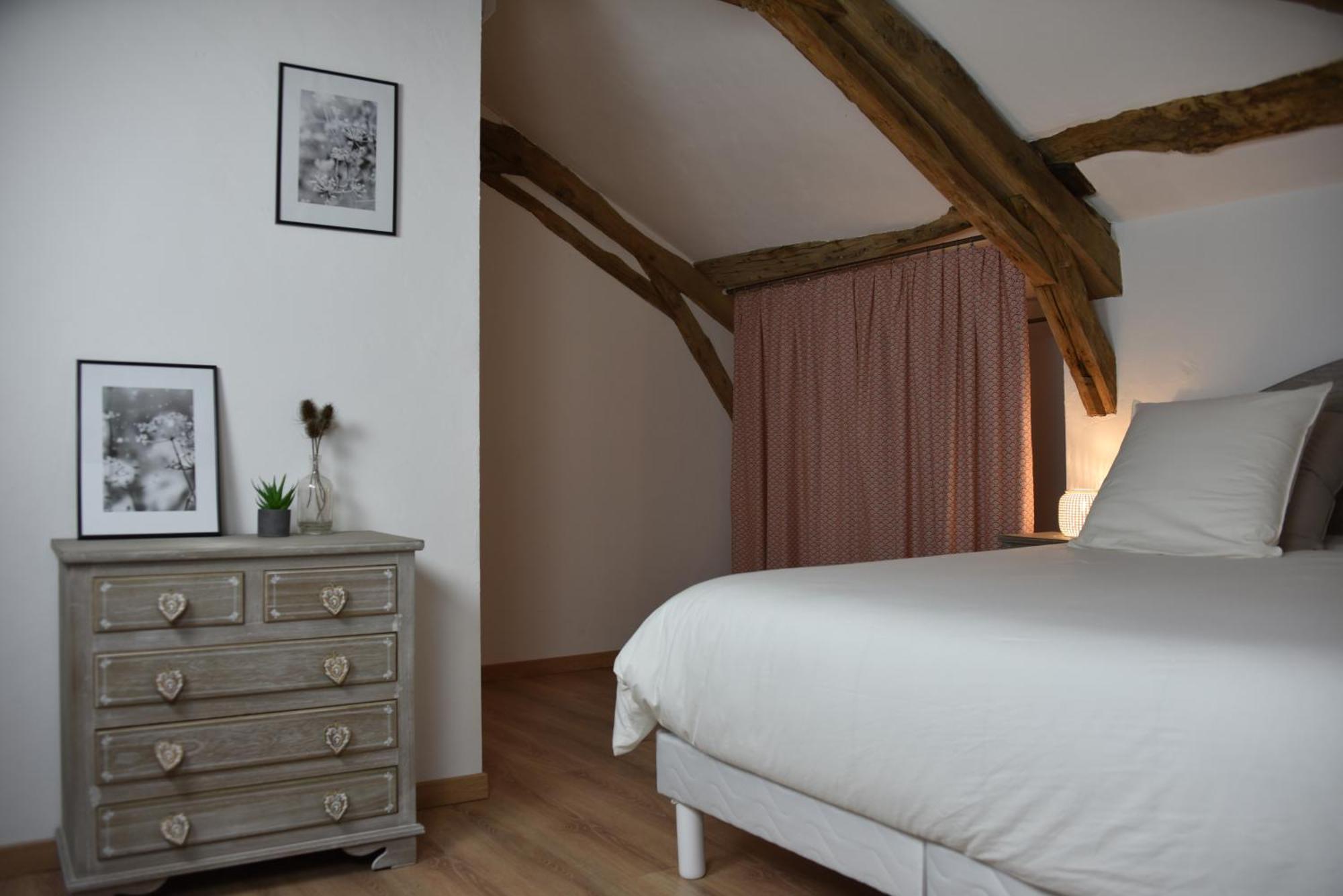 Les Collines Du Quercy Blanc Villa Castelnau-Montratier Room photo